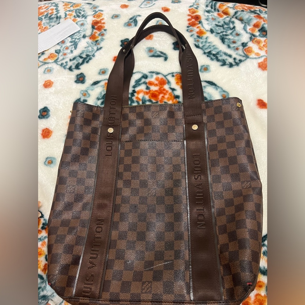 LOUIS VUITTON Cabas
Beaubourg Shoulder Tote Hand Bag